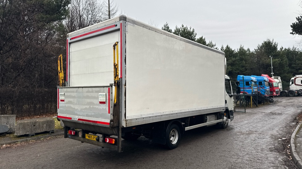 DAF LF 180 - Camião furgão: foto 4 DAF LF 180 - Camião furgão: foto 4