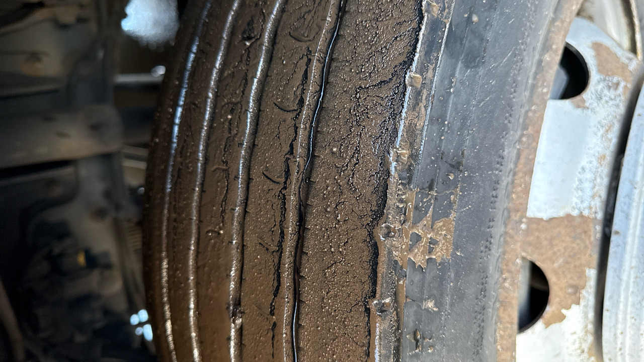 Camião de lona DAF LF 180: foto 14 Camião de lona DAF LF 180: foto 14