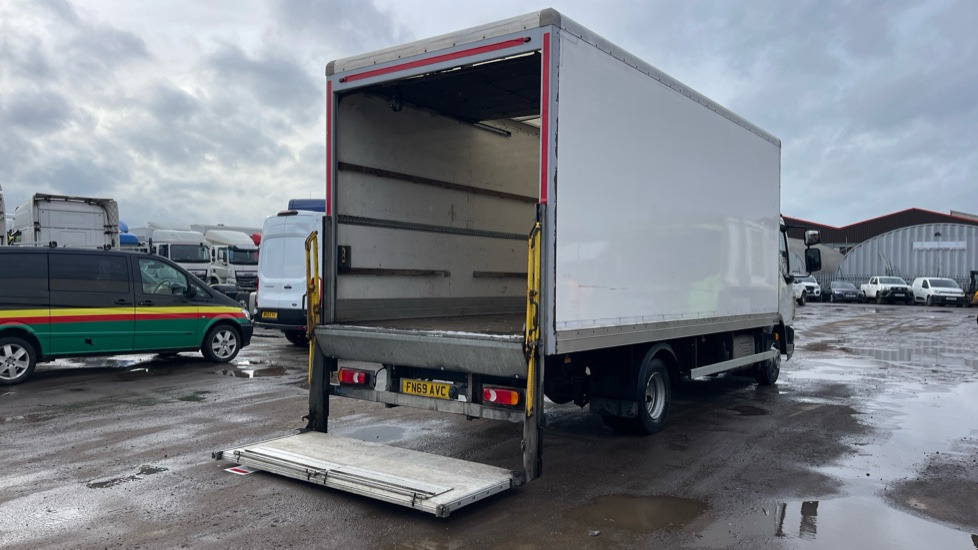 DAF LF 180 - Camião furgão: foto 4 DAF LF 180 - Camião furgão: foto 4