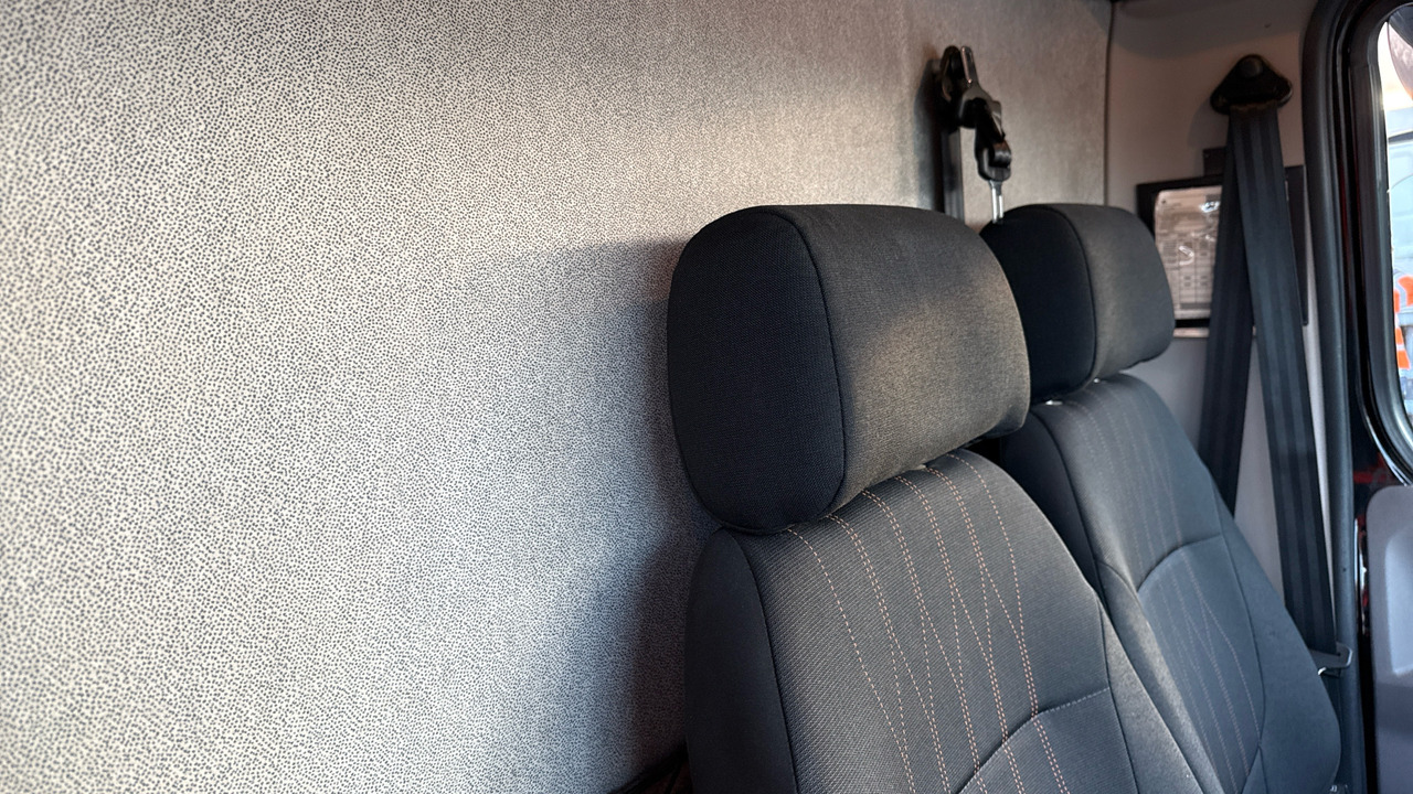 Camião de lona DAF LF 180: foto 8 Camião de lona DAF LF 180: foto 8