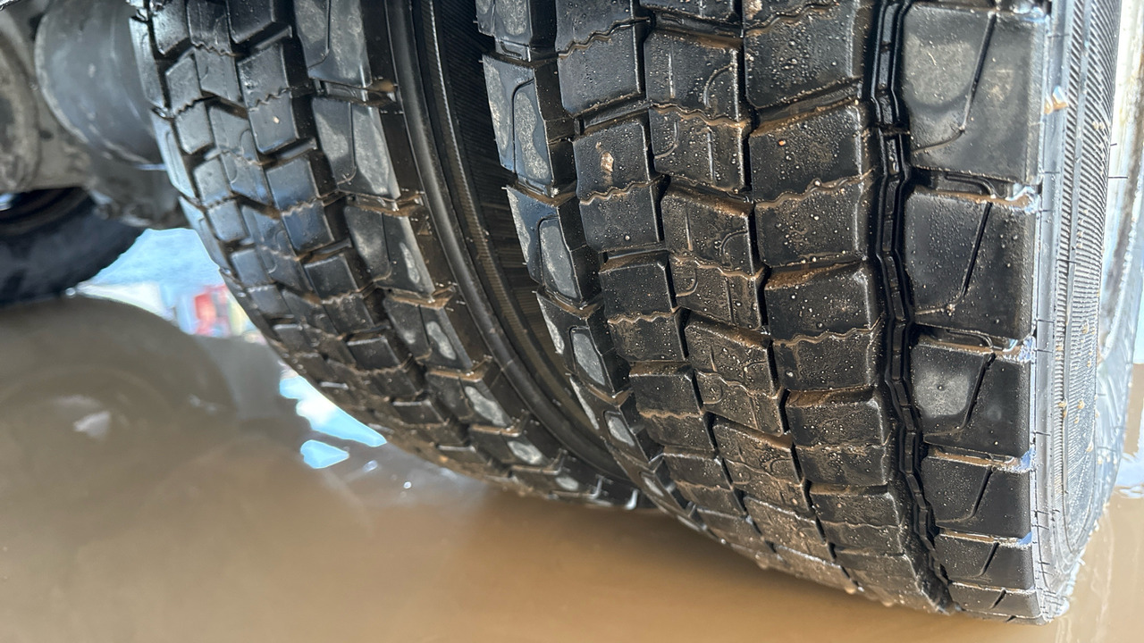 Camião de lona DAF LF 180: foto 15 Camião de lona DAF LF 180: foto 15