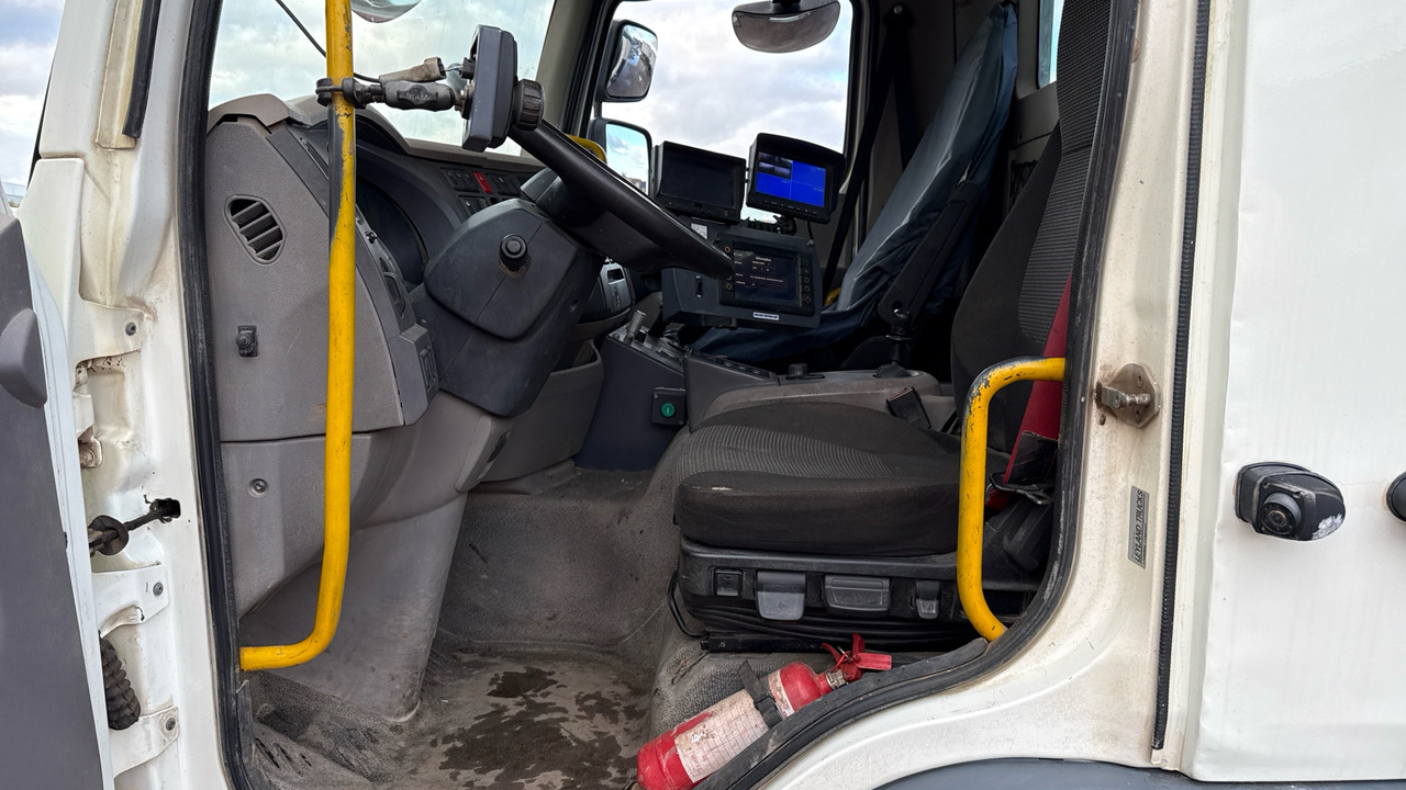 DAF LF 220 - Varredora urbana: foto 5 DAF LF 220 - Varredora urbana: foto 5