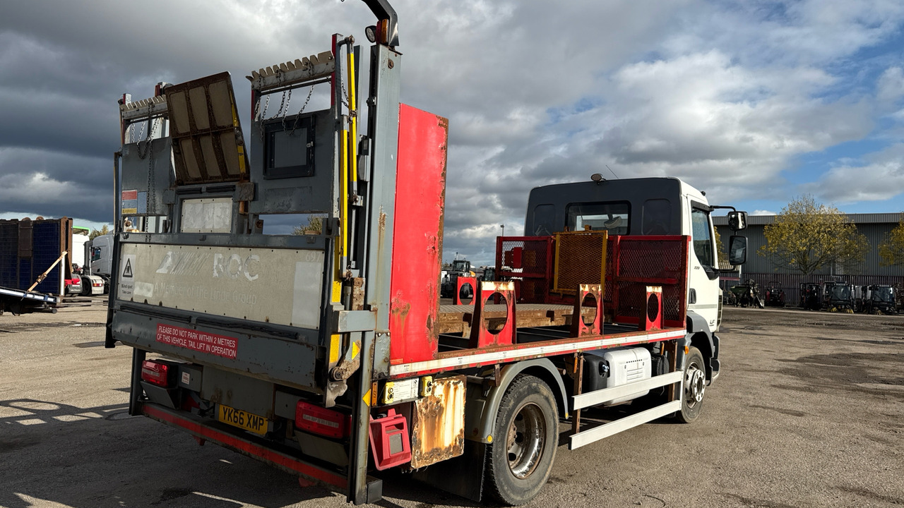 DAF LF 220 - Camião de caixa aberta/ Plataforma: foto 4 DAF LF 220 - Camião de caixa aberta/ Plataforma: foto 4