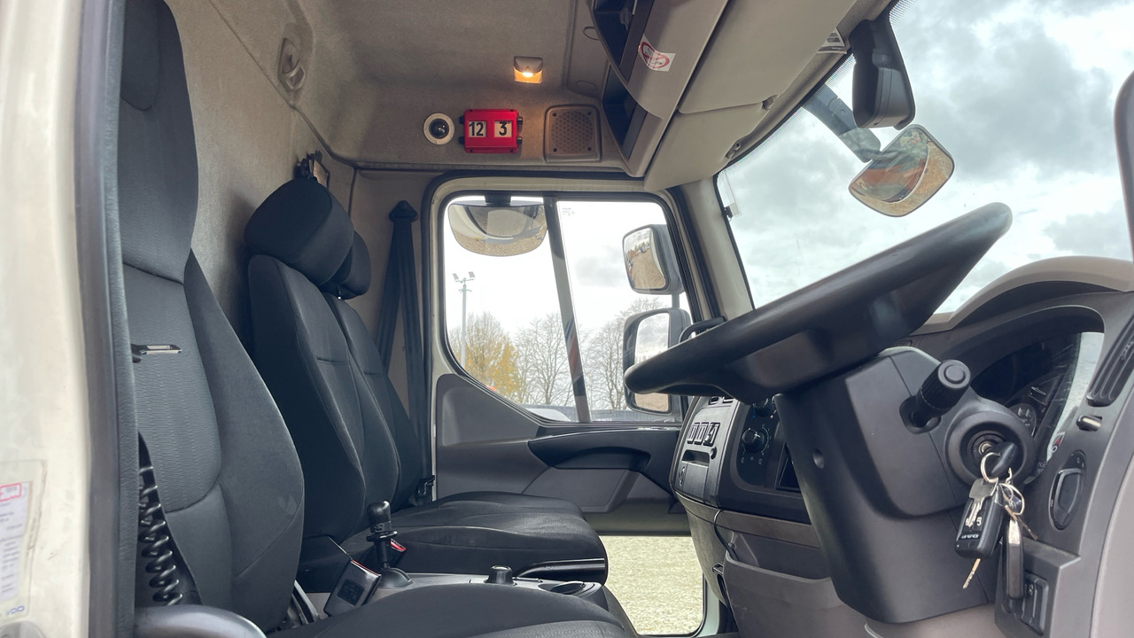 DAF LF 230 - Camião furgão: foto 5 DAF LF 230 - Camião furgão: foto 5