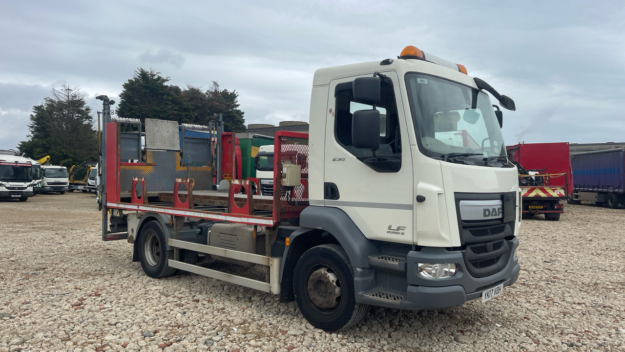DAF LF 230 - Camião de caixa aberta/ Plataforma: foto 1 DAF LF 230 - Camião de caixa aberta/ Plataforma: foto 1