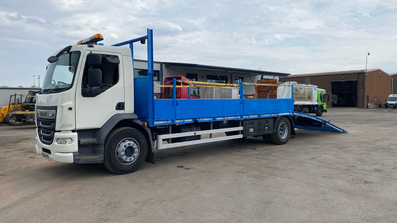 DAF LF 230 - Caminhão reboque: foto 2 DAF LF 230 - Caminhão reboque: foto 2
