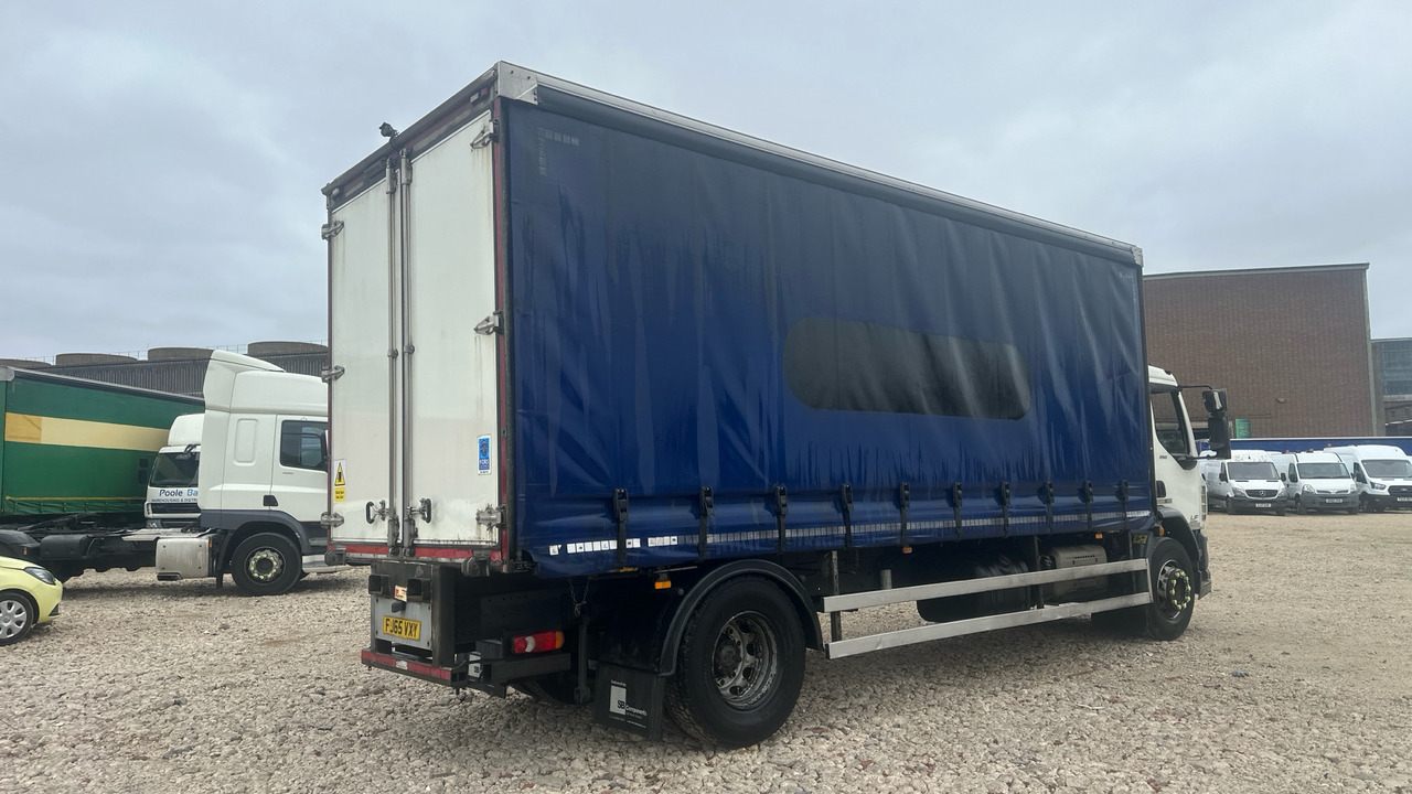 DAF LF 250 - Camião de lona: foto 4 DAF LF 250 - Camião de lona: foto 4