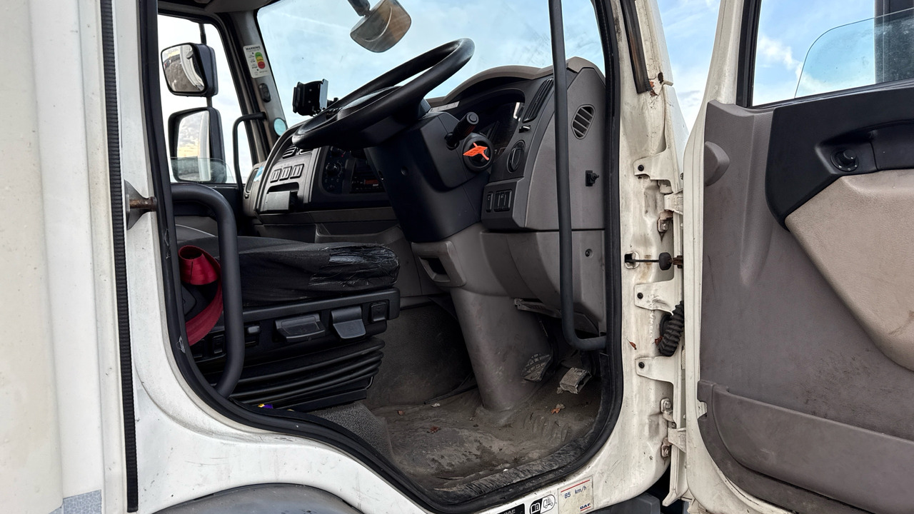 DAF LF 280 - Camião frigorífico: foto 5 DAF LF 280 - Camião frigorífico: foto 5