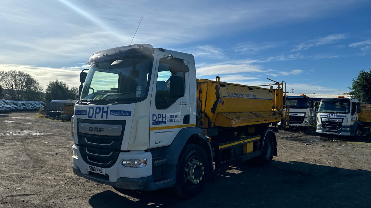 DAF LF 280 - Máquina de asfalto: foto 2 DAF LF 280 - Máquina de asfalto: foto 2