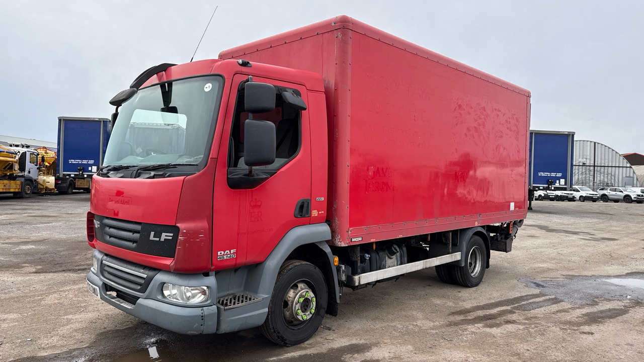 DAF LF 45.140 - Camião furgão: foto 2 DAF LF 45.140 - Camião furgão: foto 2