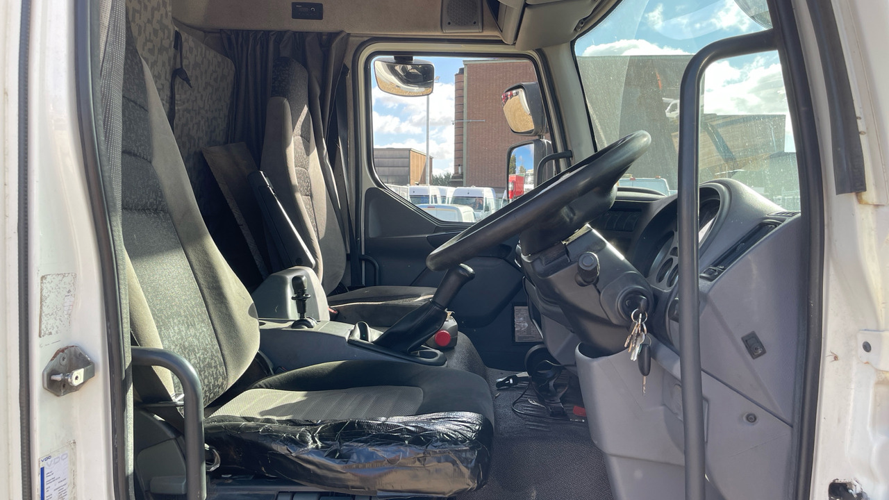 DAF LF 55.220 - Camião de caixa aberta/ Plataforma: foto 5 DAF LF 55.220 - Camião de caixa aberta/ Plataforma: foto 5