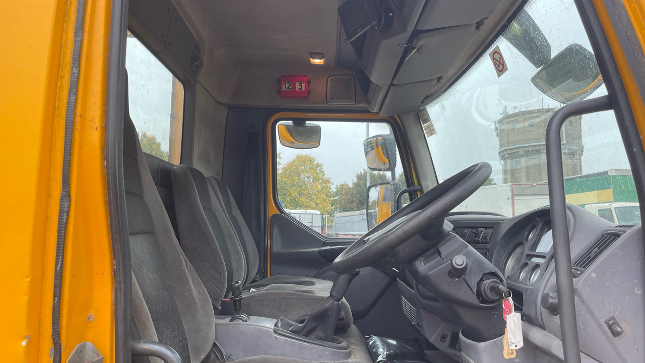 DAF LF 55.220 - Camião de caixa aberta/ Plataforma: foto 5 DAF LF 55.220 - Camião de caixa aberta/ Plataforma: foto 5