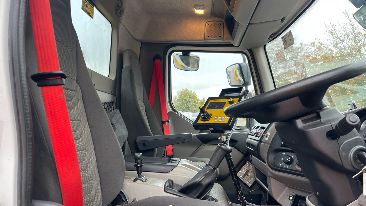 DAF LF 55.220 - Veículo limpa-neves: foto 5 DAF LF 55.220 - Veículo limpa-neves: foto 5