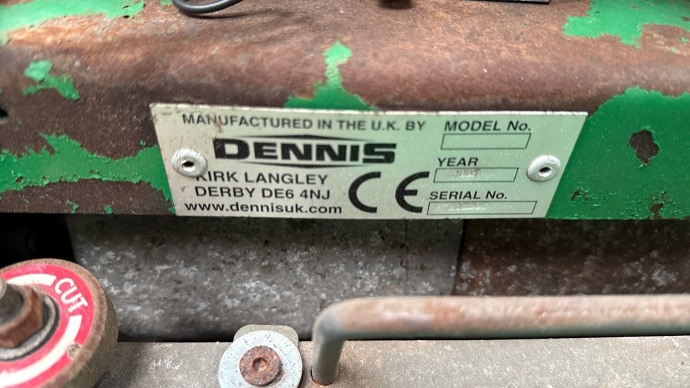DENNIS FT510 PEDESTRIAN CYLINDER MOWER WITH 5K UNIT AND GRASS BOX - Cortador de grama: foto 5 DENNIS FT510 PEDESTRIAN CYLINDER MOWER WITH 5K UNIT AND GRASS BOX - Cortador de grama: foto 5