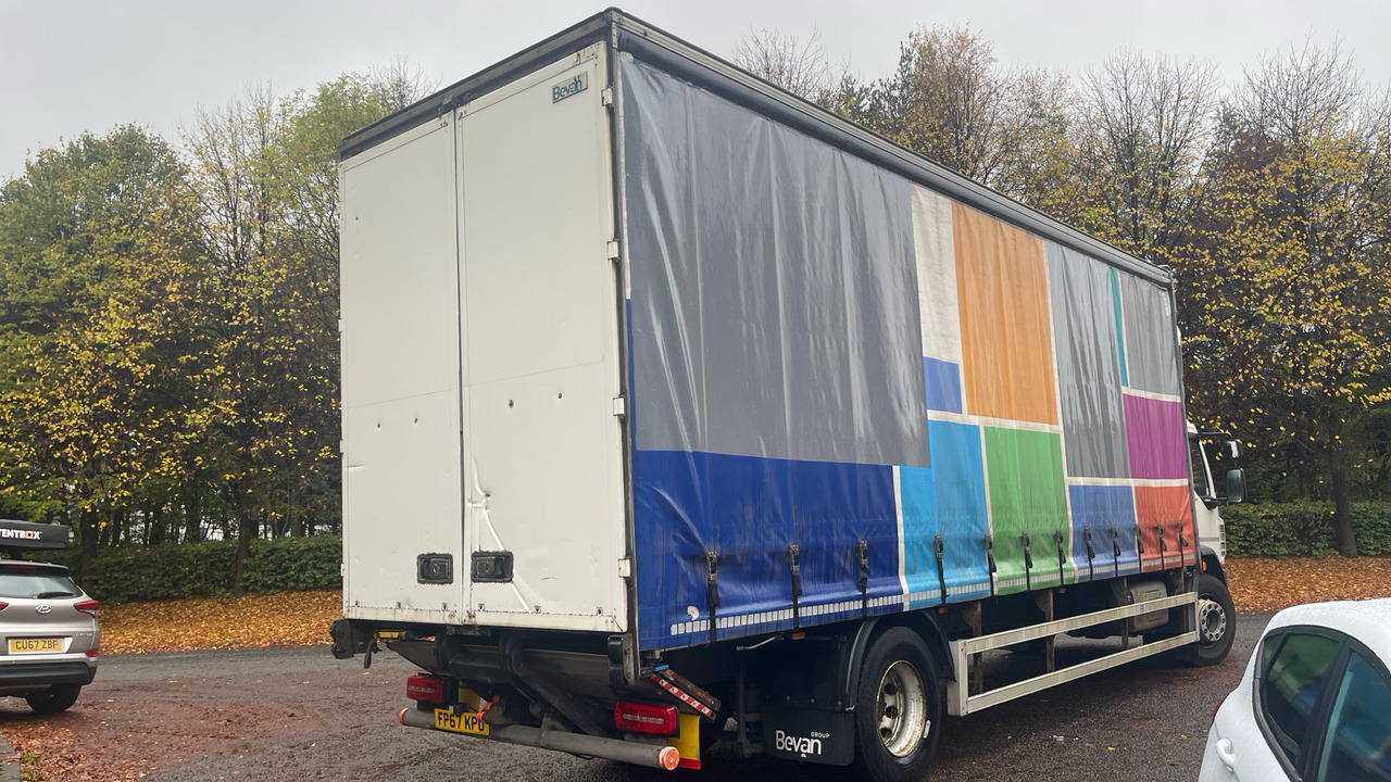 Daf LF 230 - Camião de lona: foto 4 Daf LF 230 - Camião de lona: foto 4