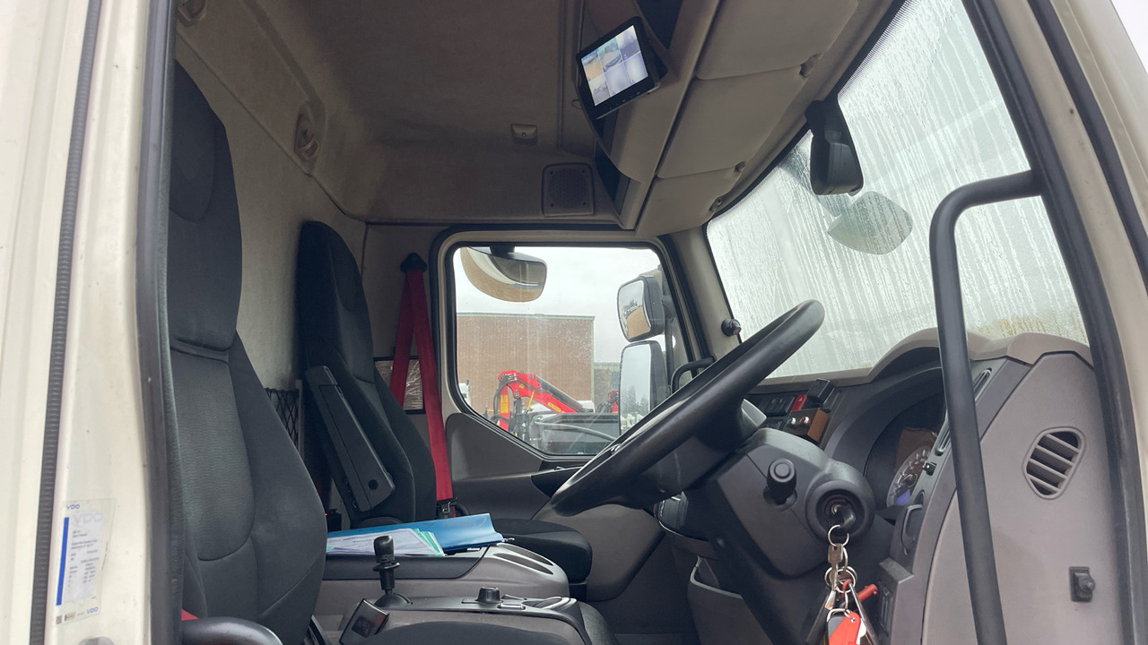 Daf LF 230 - Camião de lona: foto 5 Daf LF 230 - Camião de lona: foto 5