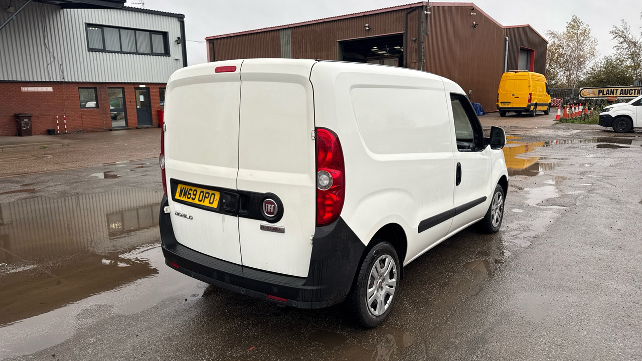 FIAT DOBLO 16V 1.3 MULTIJET 95PS TECNICO - Furgão compacto: foto 4 FIAT DOBLO 16V 1.3 MULTIJET 95PS TECNICO - Furgão compacto: foto 4