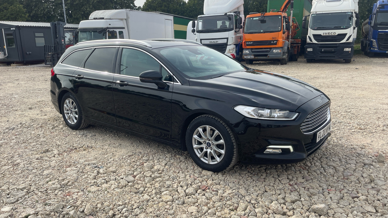FORD MONDEO 2.0 ECO BLUE ZETEC - Carrinha: foto 1 FORD MONDEO 2.0 ECO BLUE ZETEC - Carrinha: foto 1
