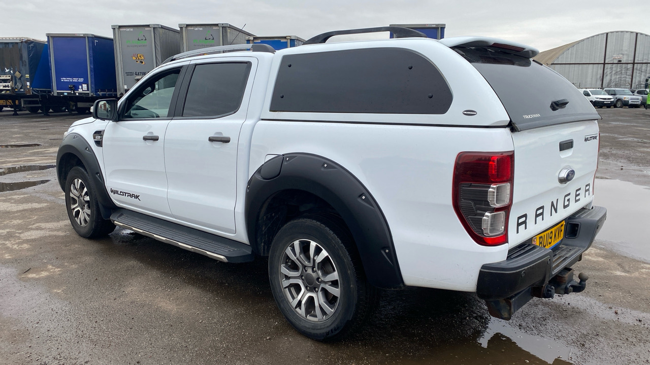 FORD RANGER Wildtrak 3.2 TDCi 200PS - Pick-up, Carrinha cabine dupla: foto 3 FORD RANGER Wildtrak 3.2 TDCi 200PS - Pick-up, Carrinha cabine dupla: foto 3