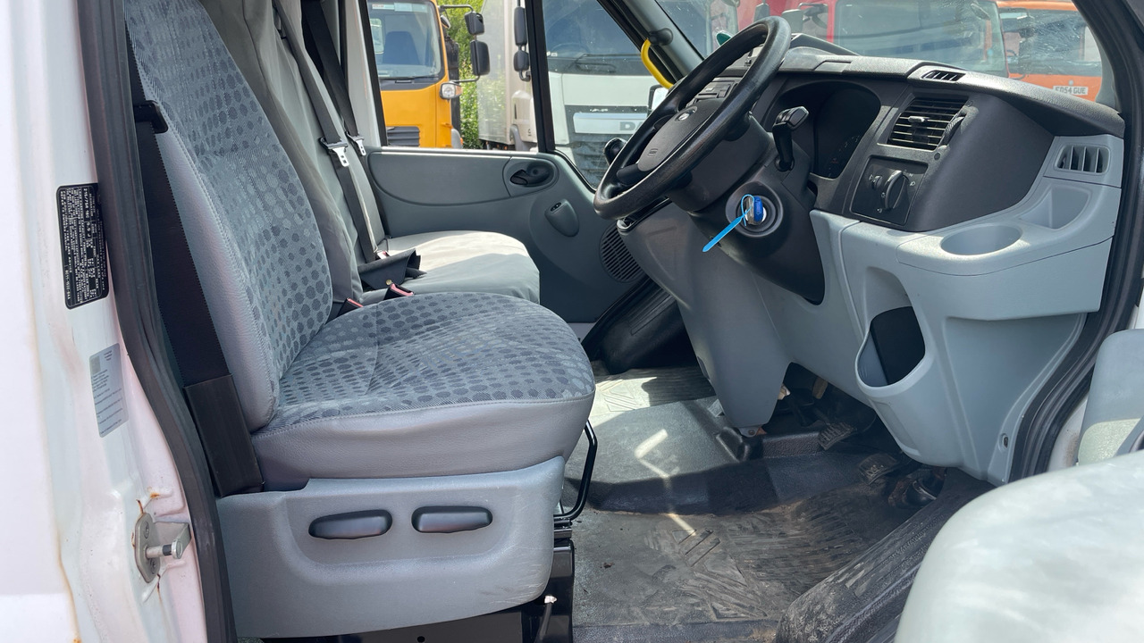 FORD TRANSIT 100 TDCi 115PS - Minibus, Furgão de passageiros: foto 5 FORD TRANSIT 100 TDCi 115PS - Minibus, Furgão de passageiros: foto 5