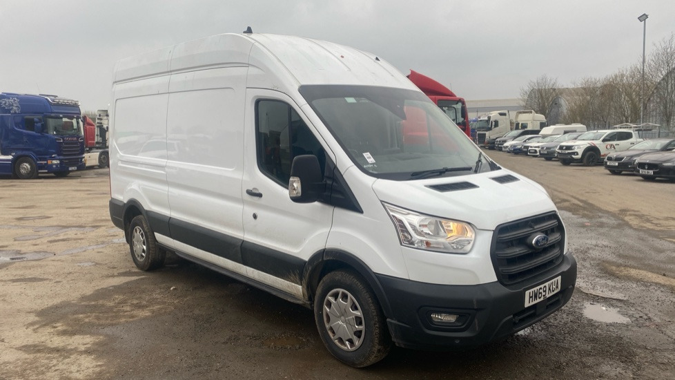 FORD TRANSIT 2.0 EcoBlue 130ps H3 Trend Van - Furgão: foto 2 FORD TRANSIT 2.0 EcoBlue 130ps H3 Trend Van - Furgão: foto 2