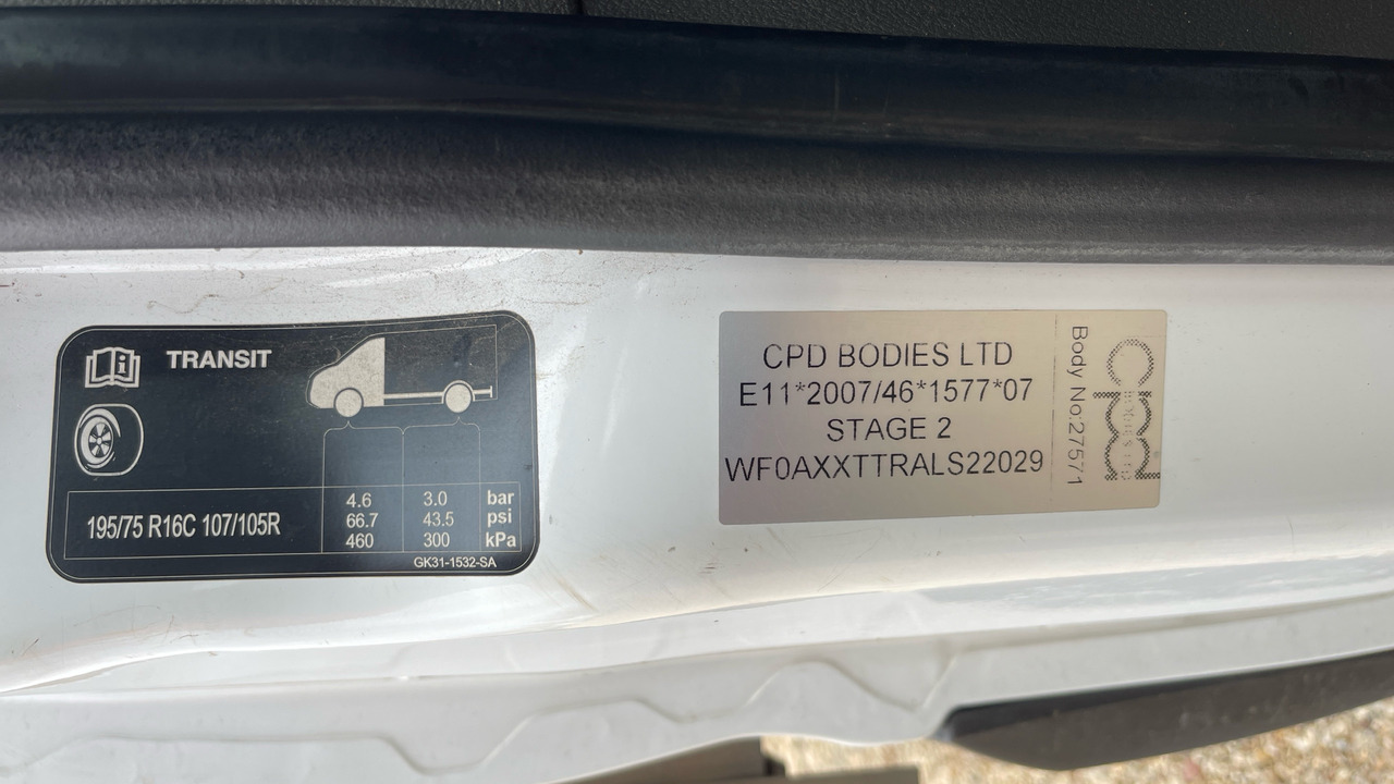 Carrinha de caixa aberta FORD TRANSIT 350 2.0 ECOBLUE 130PS: foto 12