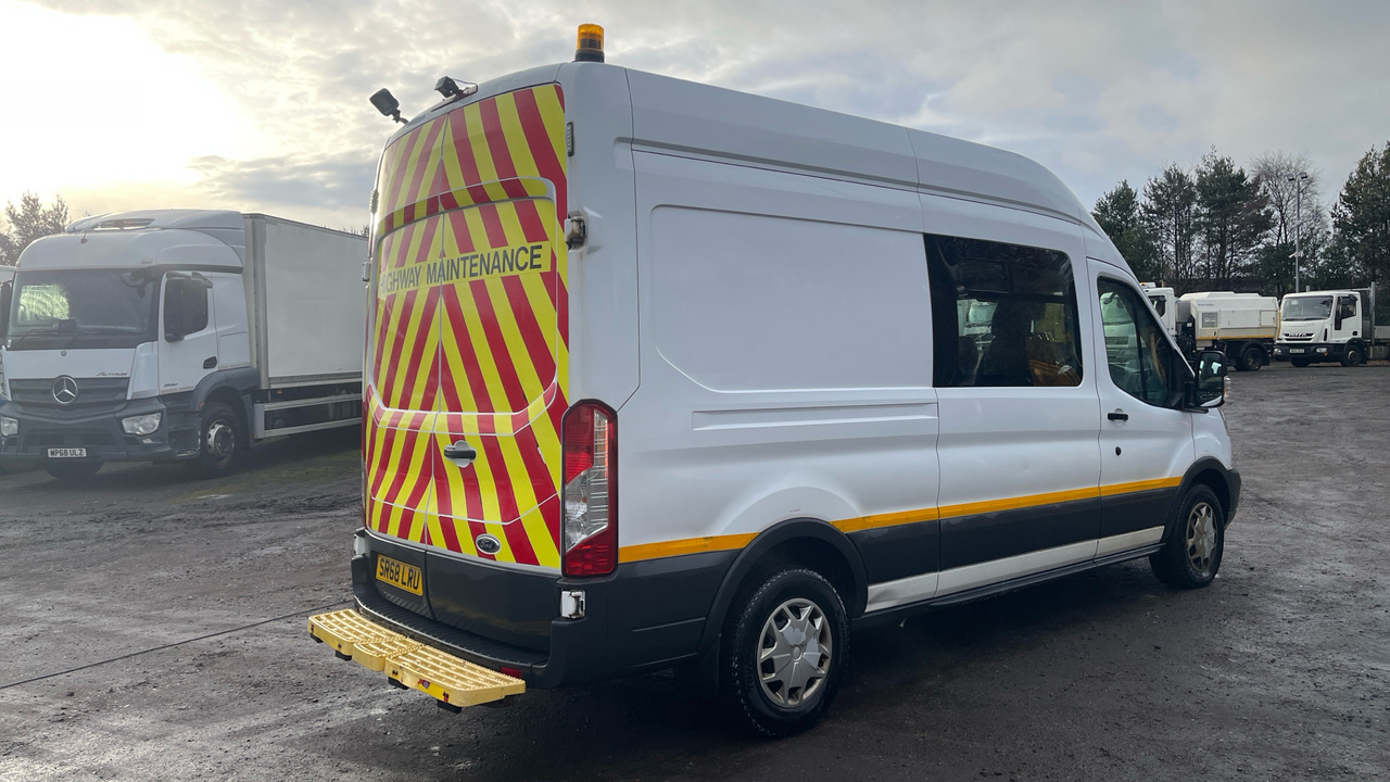 FORD TRANSIT 350 2.0 TDCi 130PS - Furgão, Veículo municipal/ Especial: foto 4 FORD TRANSIT 350 2.0 TDCi 130PS - Furgão, Veículo municipal/ Especial: foto 4