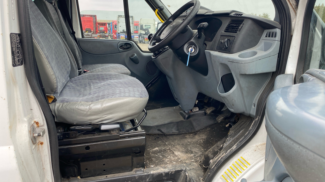 FORD TRANSIT T430 2.2 TDCI 135PS - Minibus, Furgão de passageiros: foto 5 FORD TRANSIT T430 2.2 TDCI 135PS - Minibus, Furgão de passageiros: foto 5