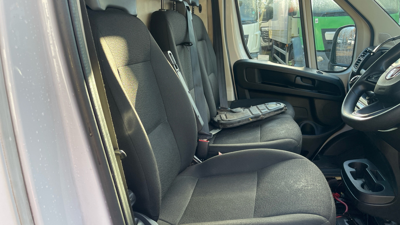 Fiat Ducato 35 2.2 Multijet 140 PS - Furgão: foto 5 Fiat Ducato 35 2.2 Multijet 140 PS - Furgão: foto 5