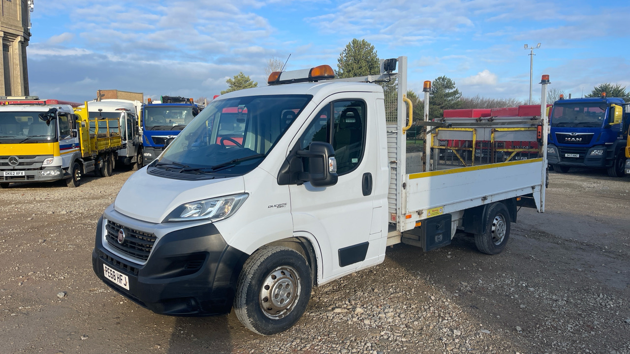 Fiat Ducato 35 35 MAXI 2.3 MULTIJET 130PS - Carrinha de caixa aberta: foto 2 Fiat Ducato 35 35 MAXI 2.3 MULTIJET 130PS - Carrinha de caixa aberta: foto 2