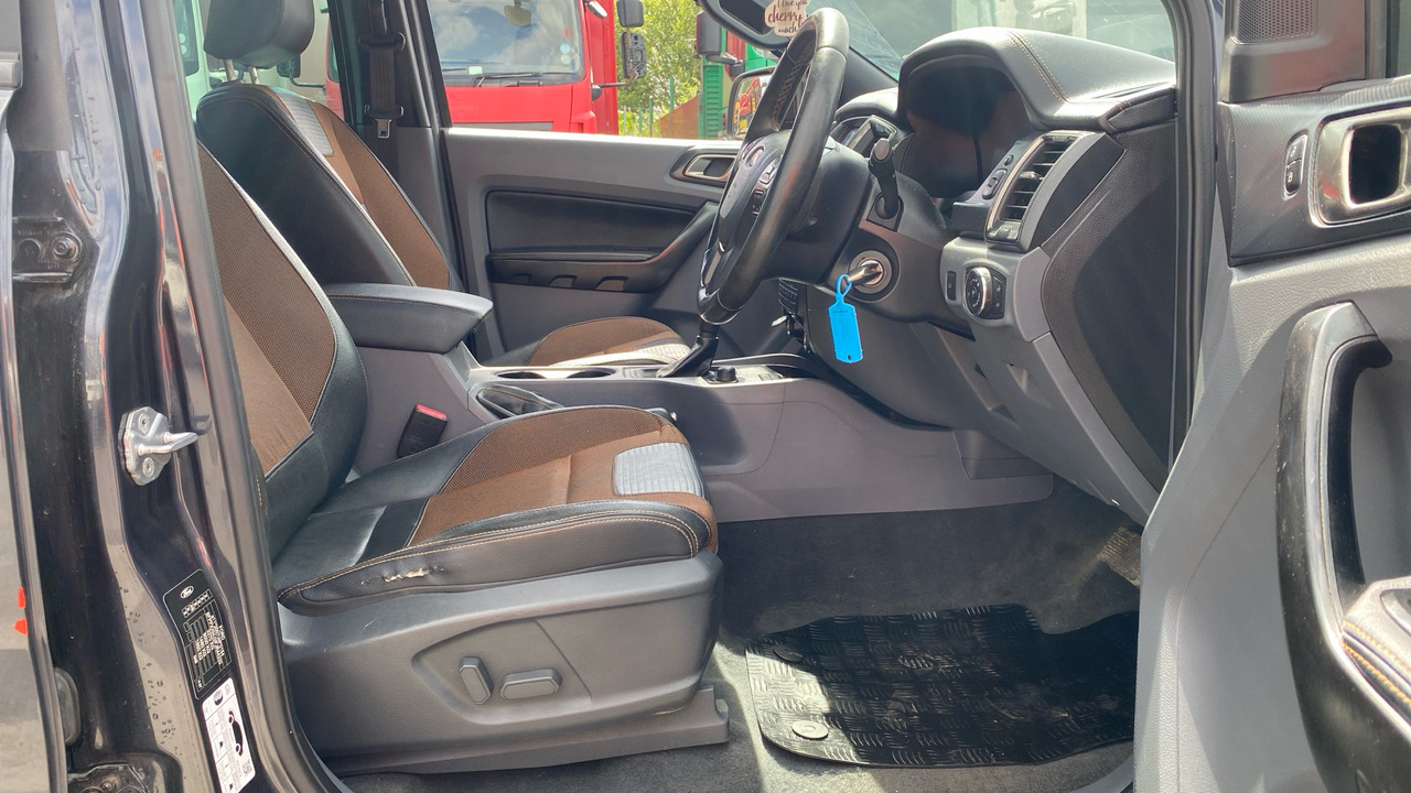 Ford Ranger WILDTRAK 200 3.2 TDCi - Pick-up, Carrinha cabine dupla: foto 5 Ford Ranger WILDTRAK 200 3.2 TDCi - Pick-up, Carrinha cabine dupla: foto 5