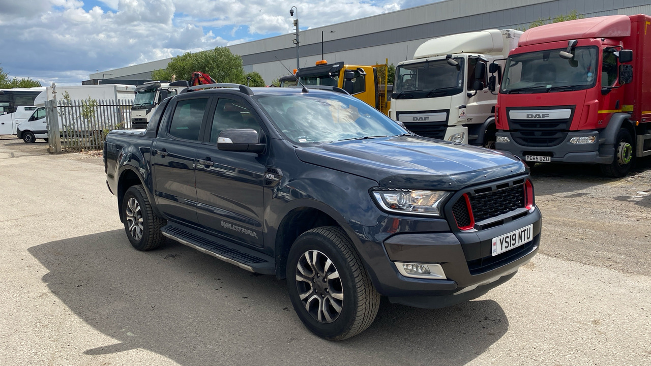 Ford Ranger WILDTRAK 200 3.2 TDCi - Pick-up, Carrinha cabine dupla: foto 1 Ford Ranger WILDTRAK 200 3.2 TDCi - Pick-up, Carrinha cabine dupla: foto 1