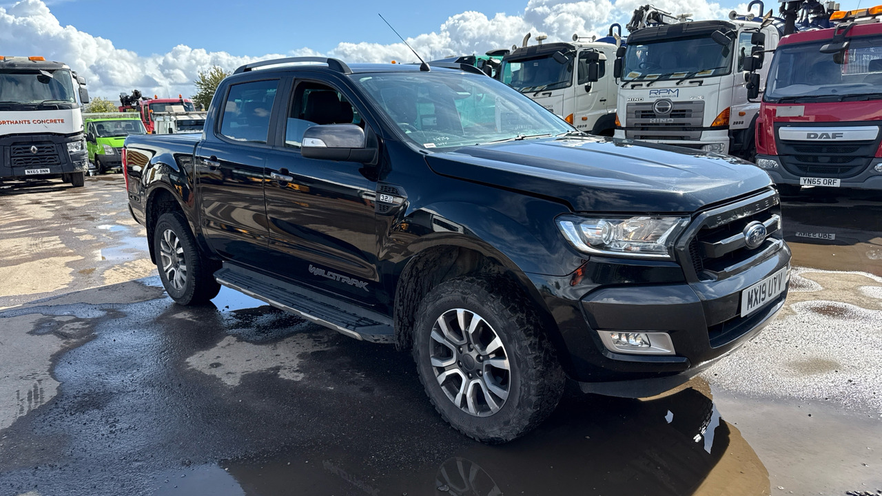 Ford Ranger WILDTRAK 3.2 TDCI 200PS - Pick-up, Carrinha cabine dupla: foto 1 Ford Ranger WILDTRAK 3.2 TDCI 200PS - Pick-up, Carrinha cabine dupla: foto 1