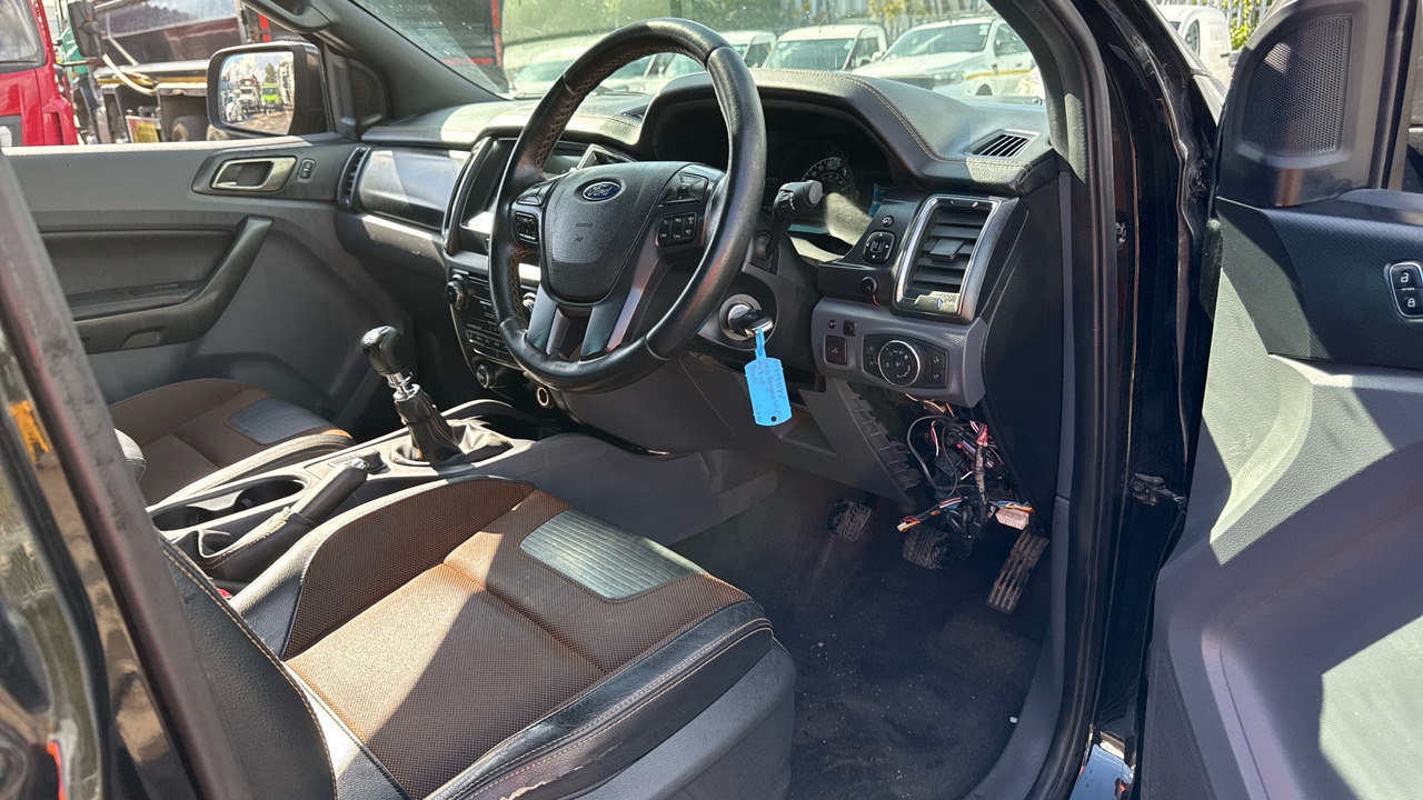 Ford Ranger WILDTRAK 3.2 TDCI 200PS - Pick-up, Carrinha cabine dupla: foto 5 Ford Ranger WILDTRAK 3.2 TDCI 200PS - Pick-up, Carrinha cabine dupla: foto 5