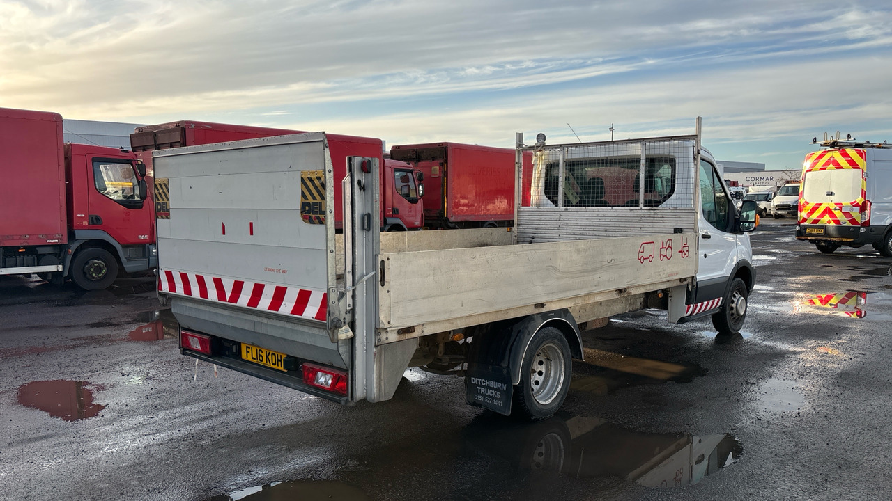 Ford Transit 350 2.2 TDCi 125ps - Carrinha de caixa aberta: foto 4 Ford Transit 350 2.2 TDCi 125ps - Carrinha de caixa aberta: foto 4