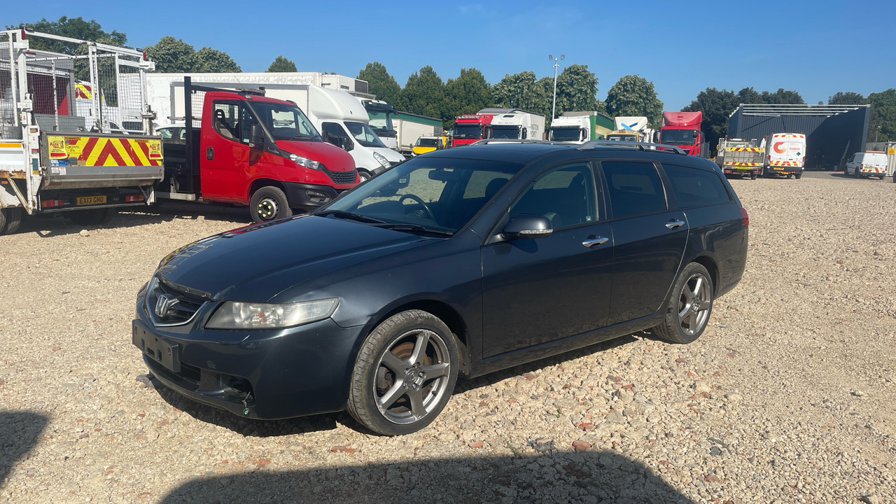 HONDA ACCORD 2.4 I-VTEC - Carrinha: foto 2 HONDA ACCORD 2.4 I-VTEC - Carrinha: foto 2