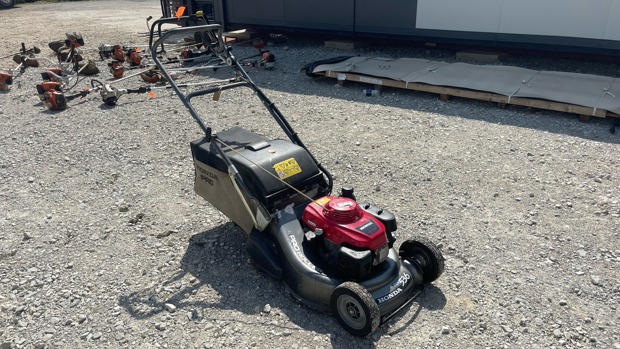 HONDA - Equipamento de construção: foto 1 HONDA - Equipamento de construção: foto 1