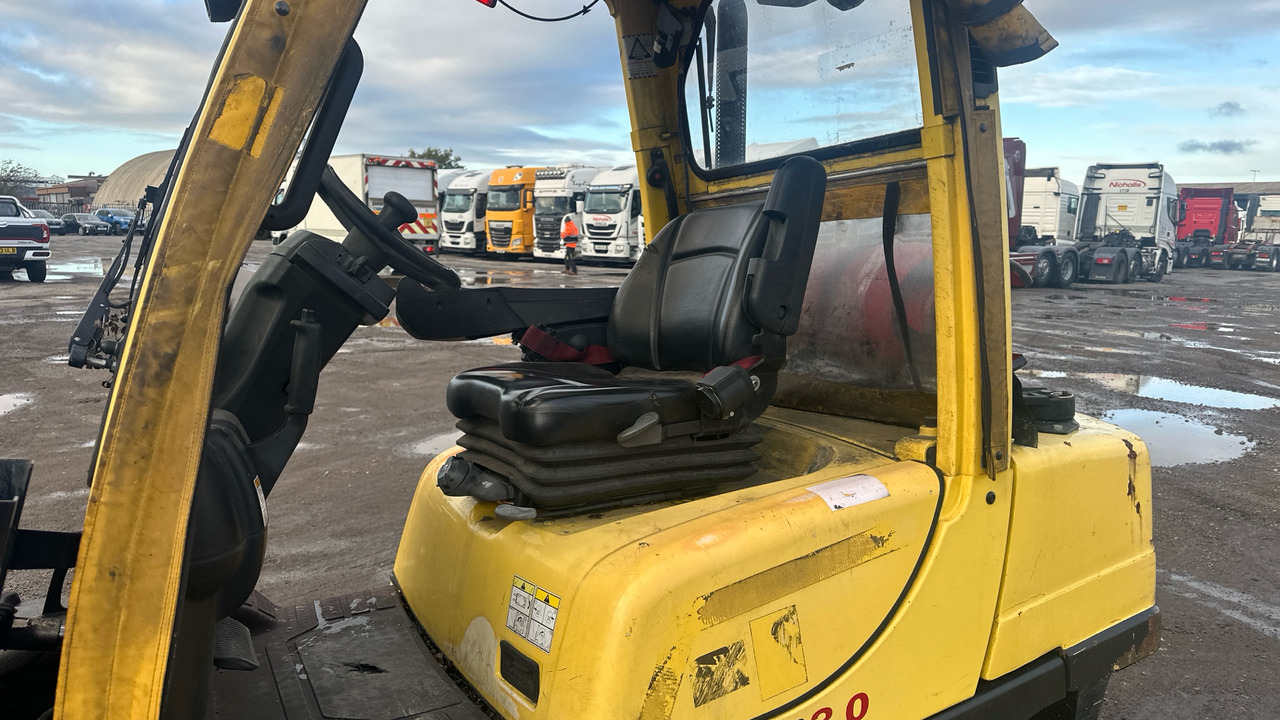 HYSTER H3 - Empilhador a gás: foto 5 HYSTER H3 - Empilhador a gás: foto 5