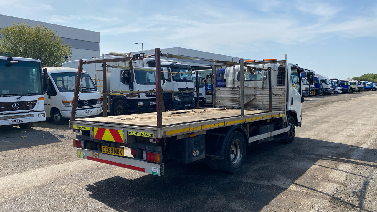 ISUZU N 75.190 - Camião de caixa aberta/ Plataforma: foto 4 ISUZU N 75.190 - Camião de caixa aberta/ Plataforma: foto 4