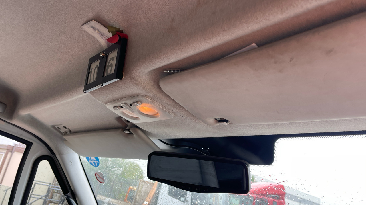 Camião basculante IVECO DAILY 70-170: foto 16