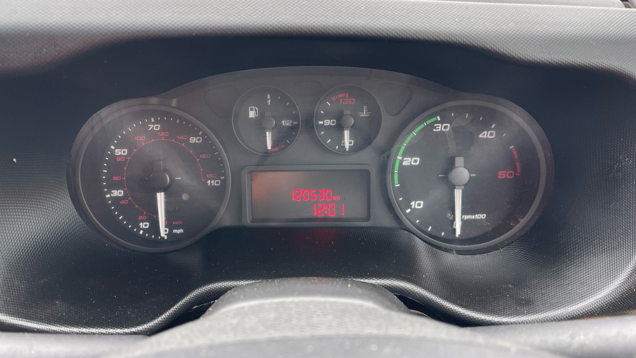 Camião basculante IVECO DAILY 70-170: foto 7