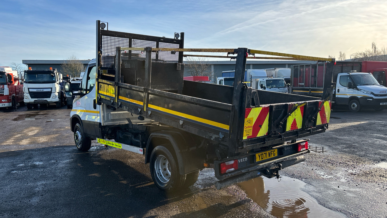 IVECO DAILY 72-180 - Camião basculante: foto 3 IVECO DAILY 72-180 - Camião basculante: foto 3