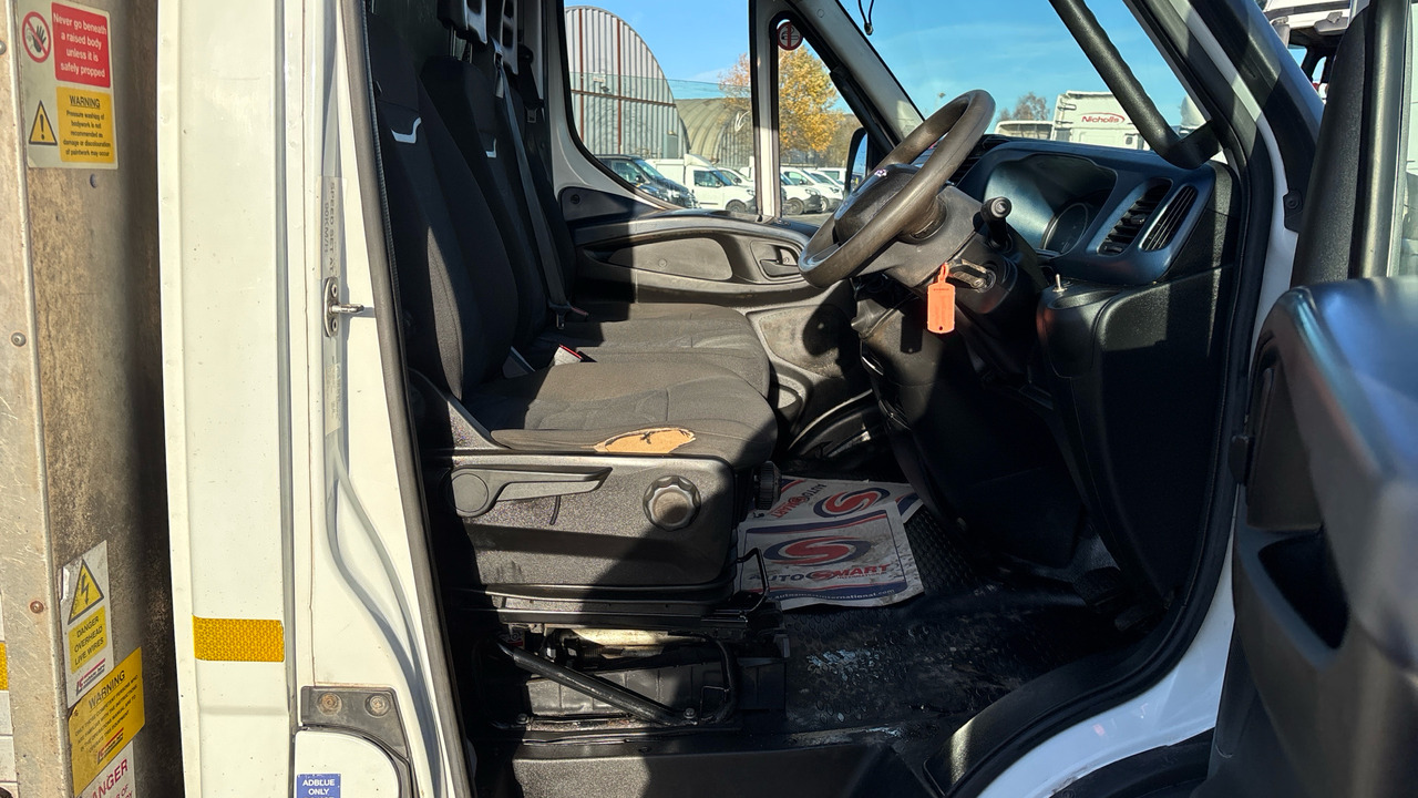 IVECO DAILY 72-180 - Camião basculante: foto 5 IVECO DAILY 72-180 - Camião basculante: foto 5