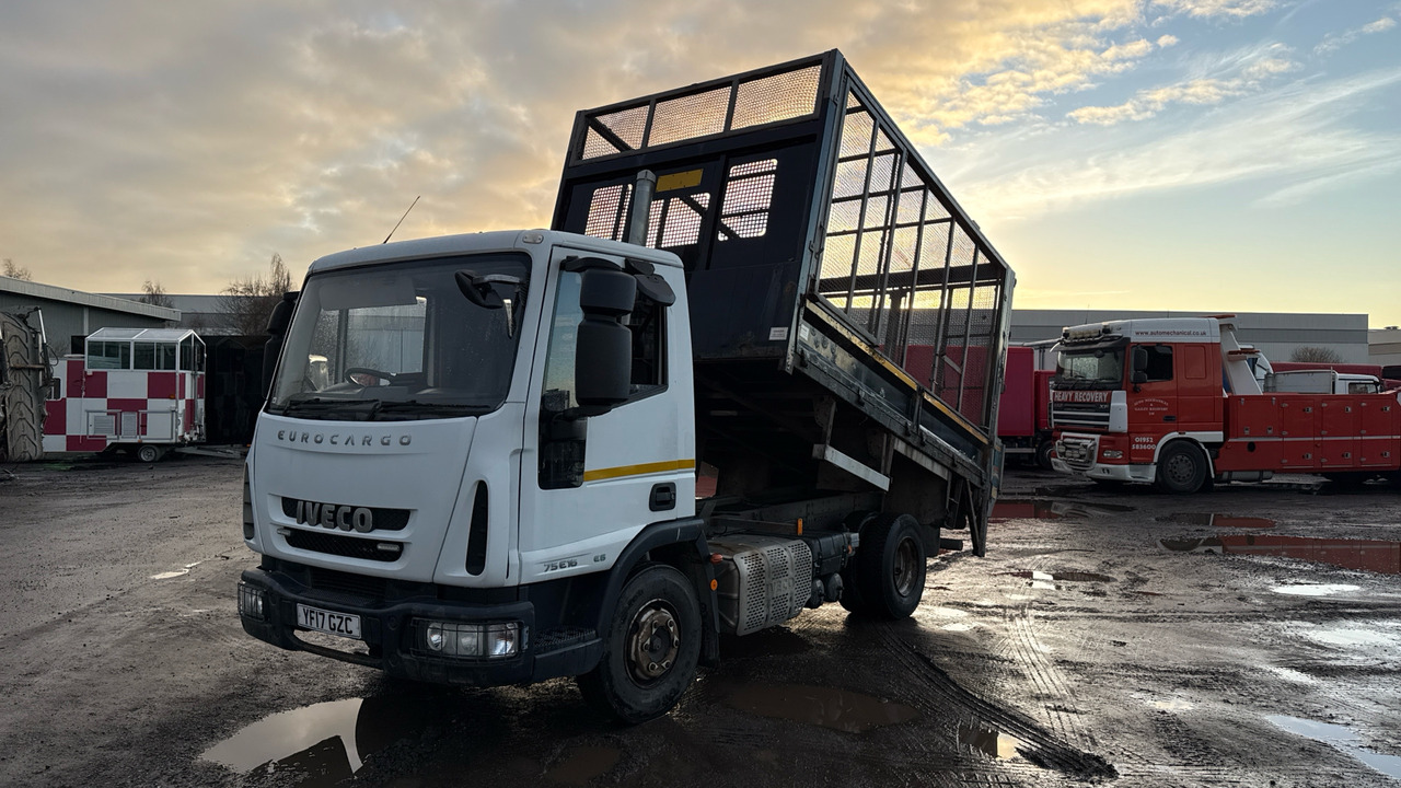 IVECO EUROCARGO 75E16S S-A - Camião basculante: foto 2 IVECO EUROCARGO 75E16S S-A - Camião basculante: foto 2