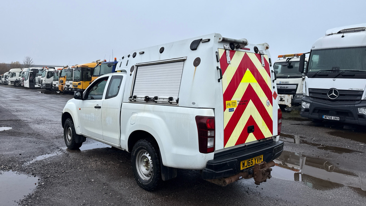 Isuzu D-Max 2.5TD - Pick-up: foto 3 Isuzu D-Max 2.5TD - Pick-up: foto 3