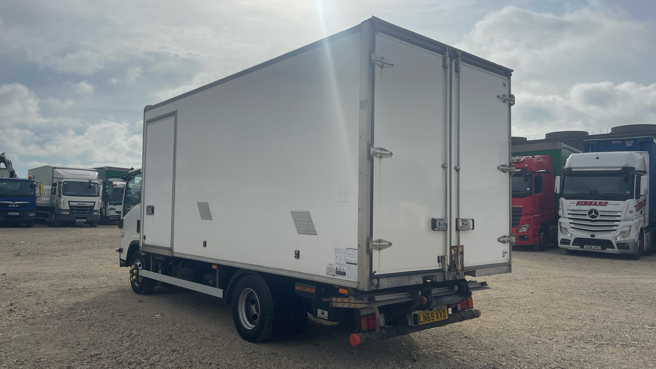 Isuzu N 75.190 - Camião frigorífico: foto 3 Isuzu N 75.190 - Camião frigorífico: foto 3