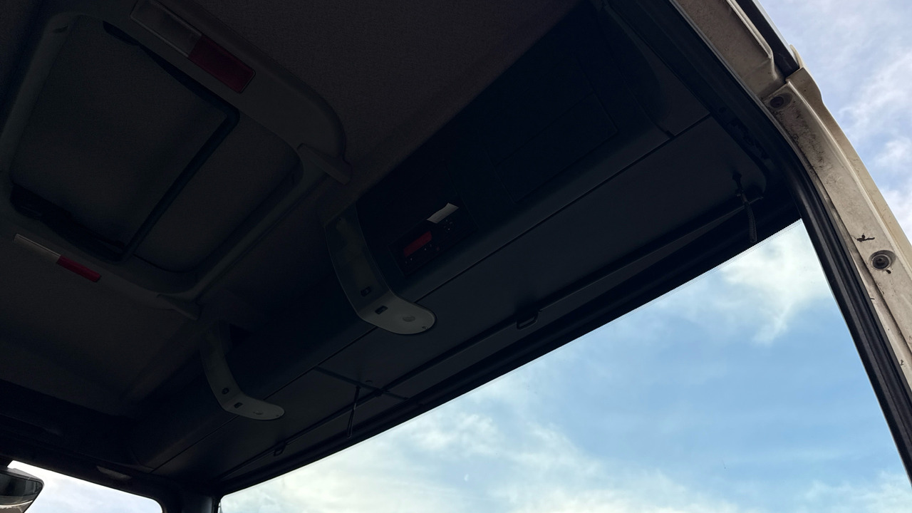 Camião de lona MAN TGM 18.250: foto 15