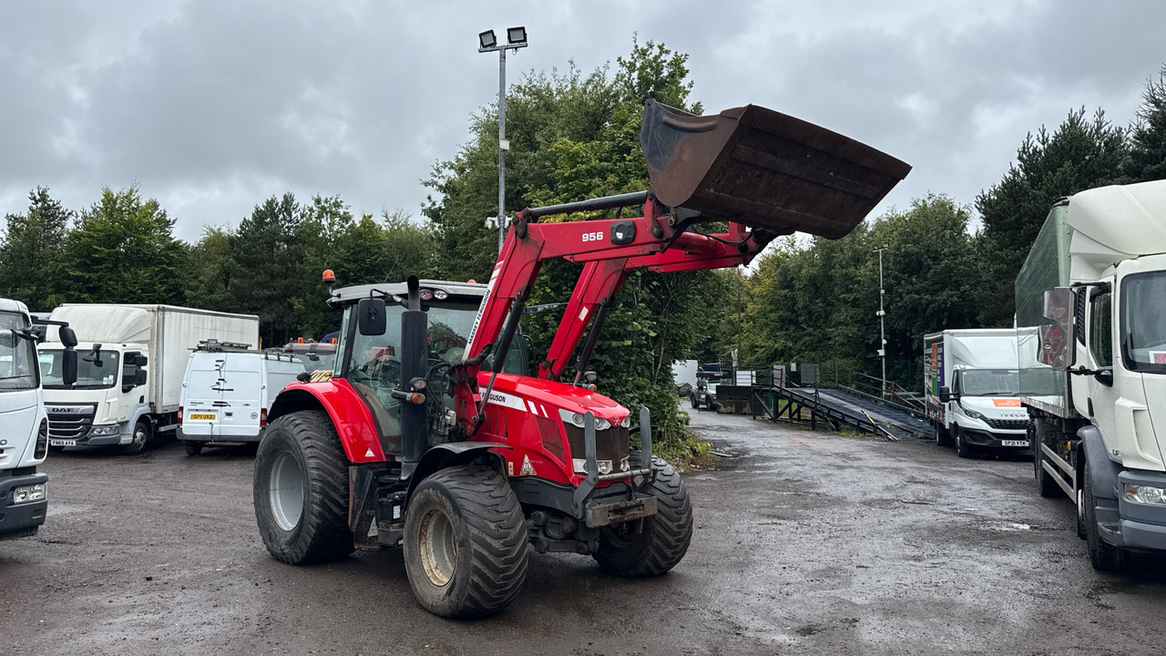 MASSEY FERGUSON 6612 DYNA-4 - Trator: foto 1 MASSEY FERGUSON 6612 DYNA-4 - Trator: foto 1
