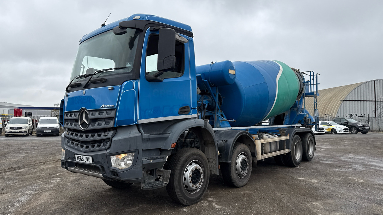 MERCEDES-BENZ AROCS - Camião betoneira: foto 2 MERCEDES-BENZ AROCS - Camião betoneira: foto 2