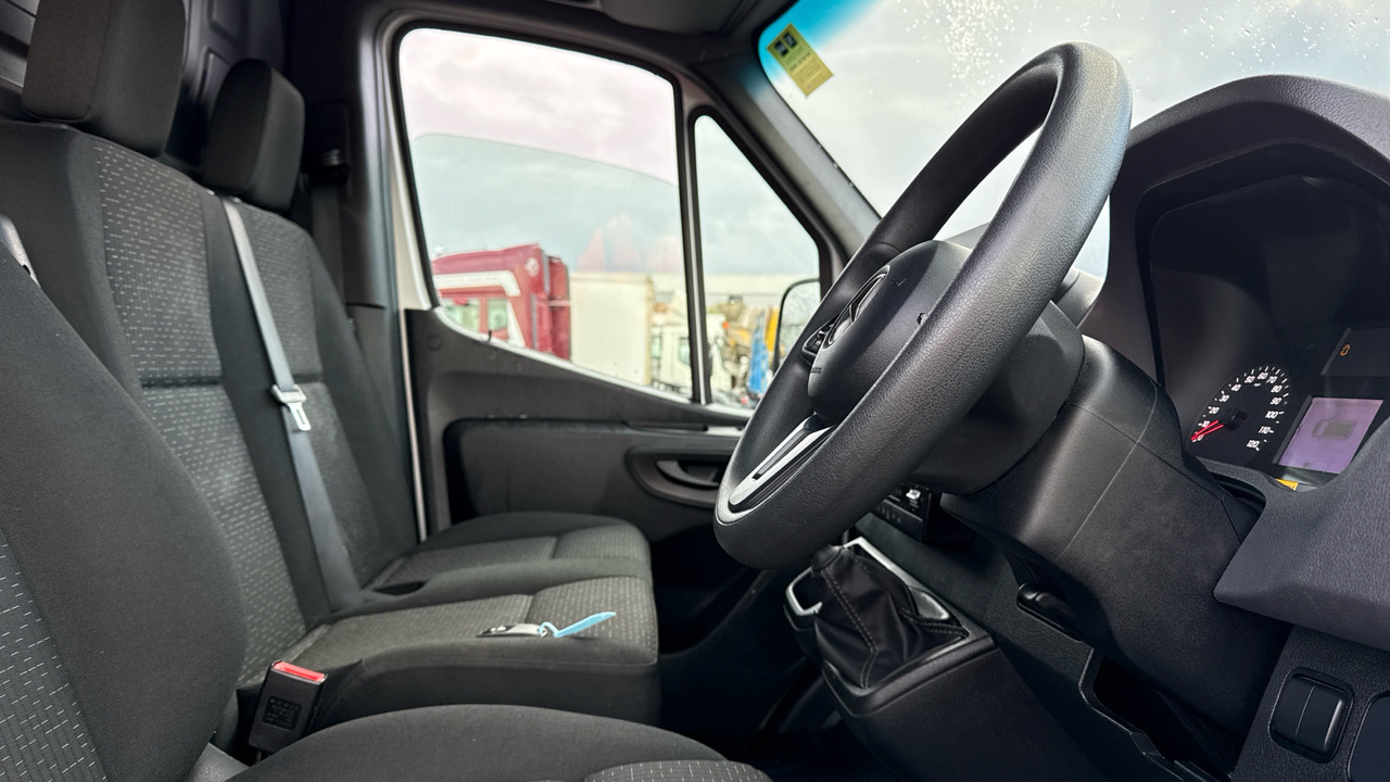 MERCEDES-BENZ SPRINTER 315 CDI - Furgão: foto 5 MERCEDES-BENZ SPRINTER 315 CDI - Furgão: foto 5